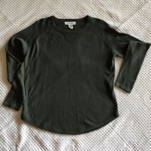 Army greed acrylic sweater with thumb holes